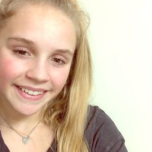 Meet your Posher, Lily